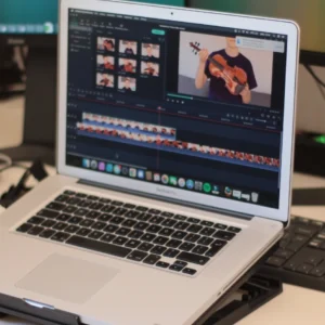 Motion Text & Lower Thirds: Add Professional Flair to Your Videos - Graphics Designing Course in Raipur.